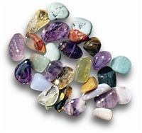 amethyst-smaragd-turmalin-saphir-rubin-trommelstein-anhaenger-edelstein-edelsteinanhaenger-schmuck-gebohrt