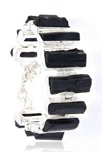 turmalin-edelstein-heilstein-trommelstein-schmuck-kette-armband