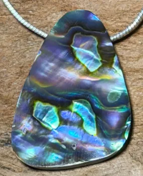 abalone-muschel-trommelstein-anhaenger-edelstein