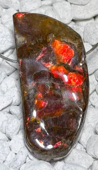 ammolit-trommelstein-anhaenger-edelstein-heilstein-schmuck