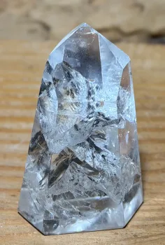 bergkristall-spitze-edelstein-heilstein-seelensteinchen