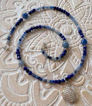 lapislzuli-blauquarz-edelstein-kette-collier-schmuck