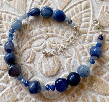 blauquarz-schmuck-silber-925er-edelstein-heilstein-armband