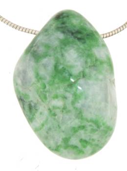 burma-jade-anhaenger-edelstein-heilstein-trommelstein-gebohrt