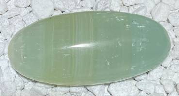 calcit-seifenstein-edelstein-heilstein-handschmeichler