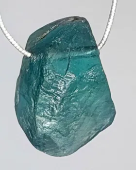 fluorit-anhaenger-edelstein-heilstein-schmuck-silber