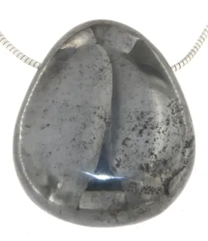 haematit-anhaenger-edelstein-heilstein-schmuck-trommelstein-gebohrt