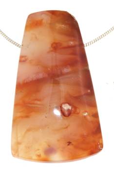 karneol-anhaenger-edelstein-trommelstein-heilstein-gebohrt