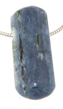 kyanit-disthen-anhaenger-edelstein-heilstein-schmuck-trommelstein-gebohrt