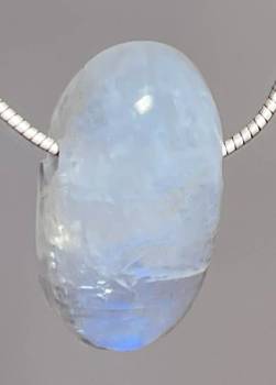 mondstein-anhaenger-edelstein-heiilstein-schmuck-silber