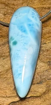 larimar-trommelstein-anhaenger-edelstein
