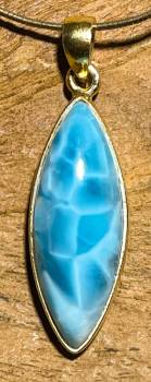 larimar-anhaenger-edelstein-trommelstein-heilstein-gebohrt