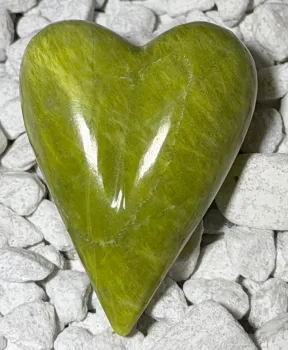 lizardit-herz-edelstein-heilstein