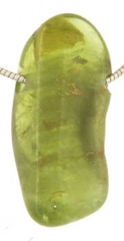 peridot-trommelstein-anhaenger-edelstein-heilstein-schmuck