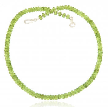 peridot-kette-collier-edelstein-heilstein-schmuck