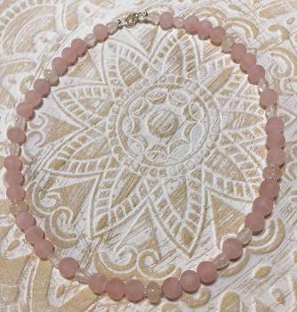 rosenquarz-edelstein-heilstein-kette-collier-handmade