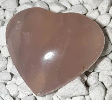 rosenquarz-herz-edelstein-heilstein