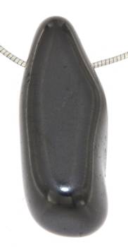 Schungit-trommelstein-anhaenger-edelschungit-heilstein-schmuck-edelsteinschmuck-seelensteinchen