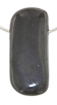 schungit-edelschungit-karelien-shungite-edelstein-trommelstein-heilstein-gebohrt-anhaenger