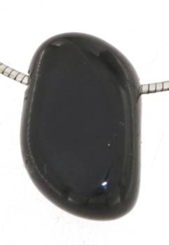 turmalin-schoerl-anhaenger-edelstein-trommelstein-heilstein-schwarz-schmuck-edelsteinschmuck-gebohrt