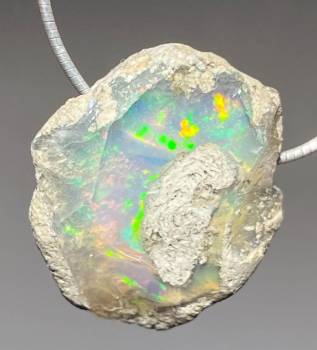 opal-anhaenger-edelstein-heilstein-schmuck