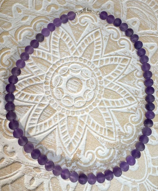 amethyst-kette-collier-edelstein-heilstein-edelsteinkette-schmuck
