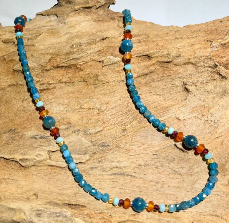 apatit-kette-collier-edelsteinkette-edelsteine-heilsteine