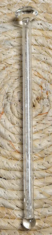 Edelsteinwasser-wassersteine-edelsteine-heilwasser-wasser-energetisieren-chakra-jaspis-amethyst-bergkristall-calcit-sodalith