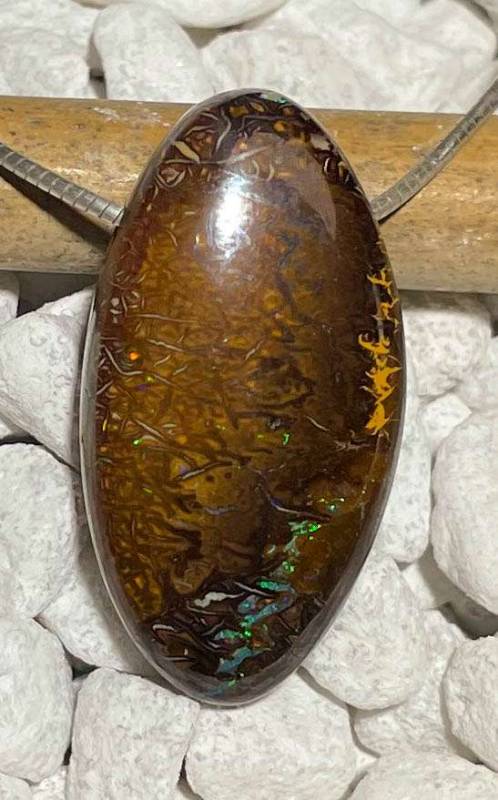boulder-opal-trommelstein-anhaenger-edelstein