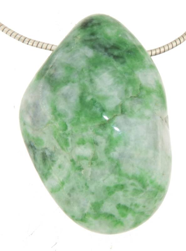 burma-jade-anhaenger-edelstein-heilstein-trommelstein-gebohrt