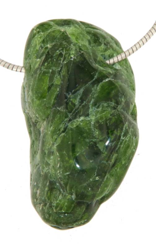 chromdiopsid-anhaenger-edelstein-heilstein-gebohrt