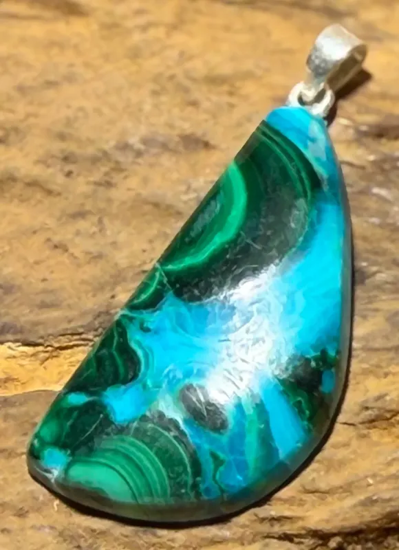 chrysokoll-malachit-schmuck-edelstein-ketten-anhaenger