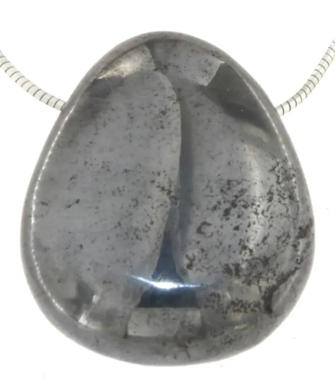 haematit-anhaenger-edelstein-heilstein-schmuck-trommelstein-gebohrt