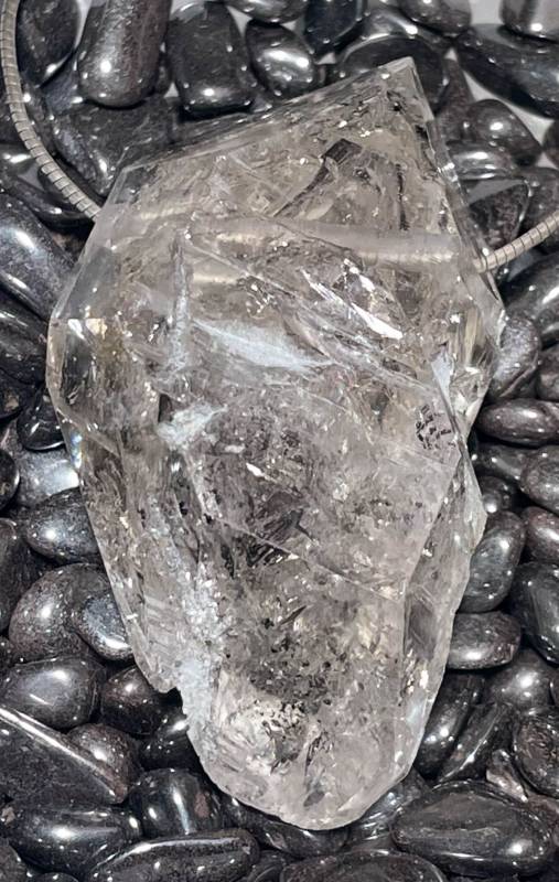 herkimer-diamant-trommelstein-anhaenger-edelstein-heilstein