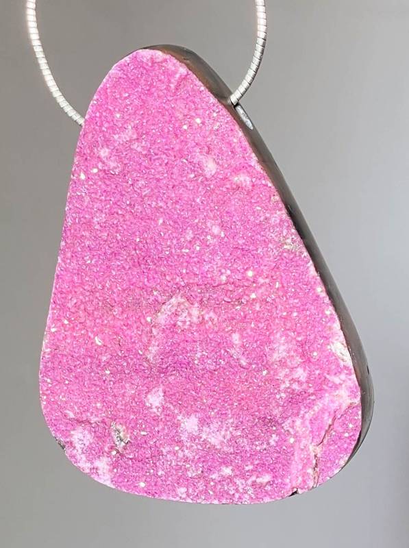 kobaltcalcit-anhaenger-edelstein-anhaenger-heilstein