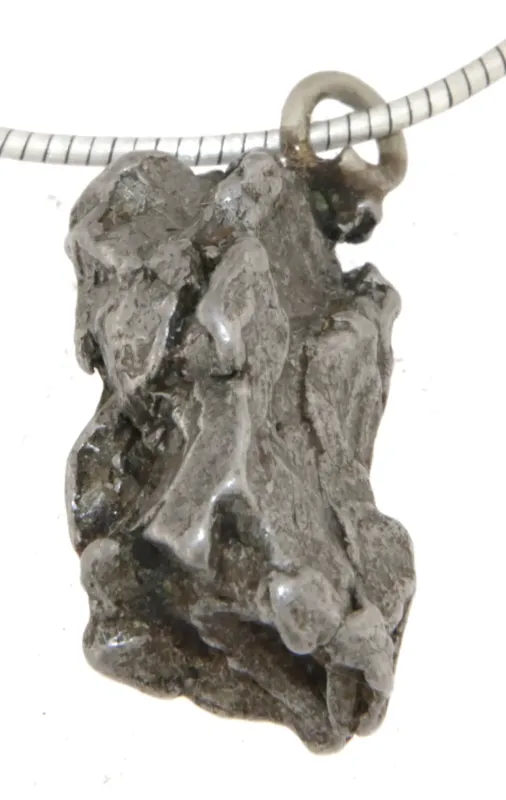 meteorit-anhaenger-edelstein-trommelstein-heilstein-schmuck-gebohrt