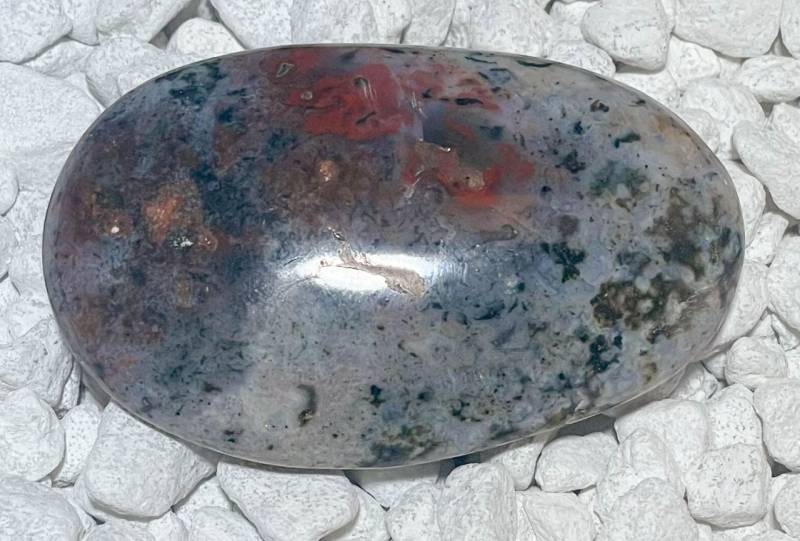 rauchquarz-seifenstein-edelstein-heilstein-handschmeichler