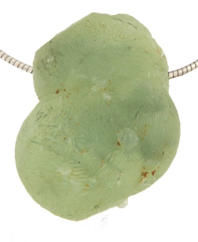 prehnit-anhaenger-edelstein-trommelstein-heilstein-gebohrt-schmuck