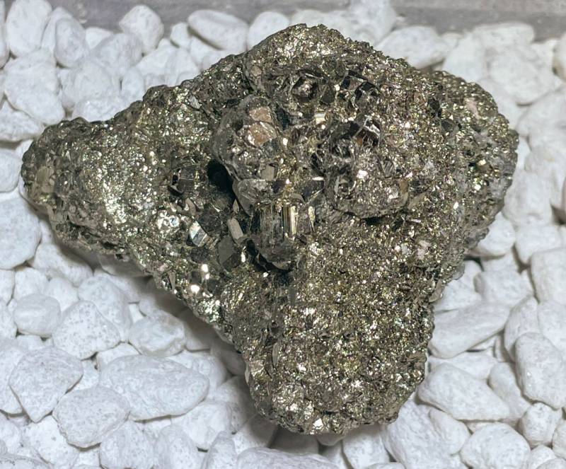 pyrit-mineralien-edelstein-heilstein-peru-rohstein