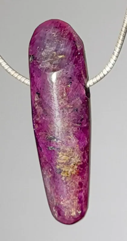 rubin-anhaenger-edelstein-trommelstein-heilstein