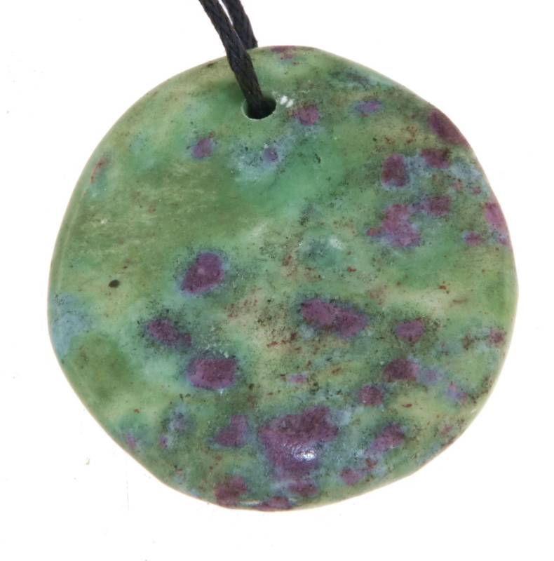 rubin-fuchsit-anhaenger-edelstein-heilstein-trommelstein