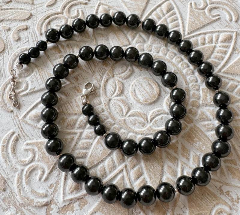schwarzer-turmalin-schoerl-schmuck-kette-collier-edelsteinkette-edelstein.heilstein-silber