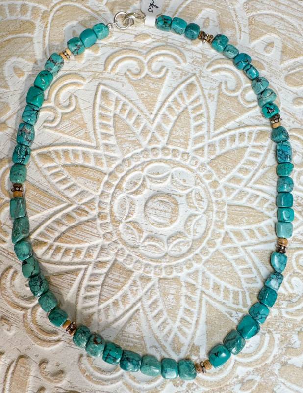 tuerkis-schmuck-kette-collier-edelsteinkette-edelsteine-heilsteine