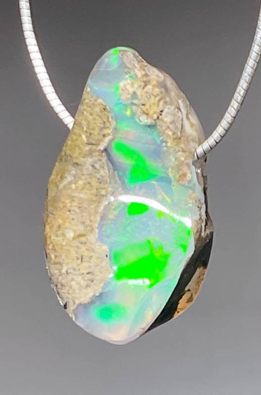 opal-anhaenger-edelstein-heilstein-schmuck