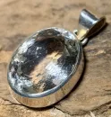 bergkristall-anhaenger-silber-edelstein-heilstein-schmuck