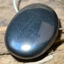 haematit-anhaenger-edelstein-heilstein-schmuck-trommelstein-gebohrt