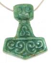 burma-jade-thors-hammer-anhaenger-edelstein-trommelstein-heilstein-schmuk-edelsteinschmuck-gebohrt