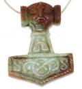 burma-jade-thors-hammer-anhaenger-edelstein-trommelstein-heilstein-schmuk-edelsteinschmuck-gebohrt