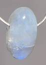 mondstein-anhaenger-edelstein-heiilstein-schmuck-silber