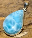 larimar-anhaenger-edelstein-trommelstein-heilstein-gebohrt